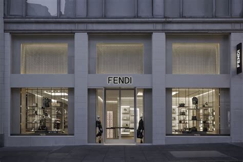 pictures of fendi shop in kalifornia